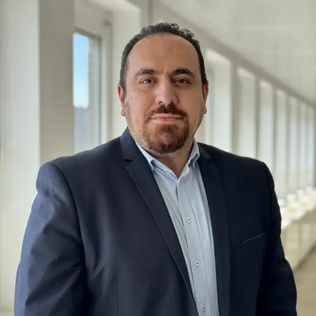 Arash Tavakoli